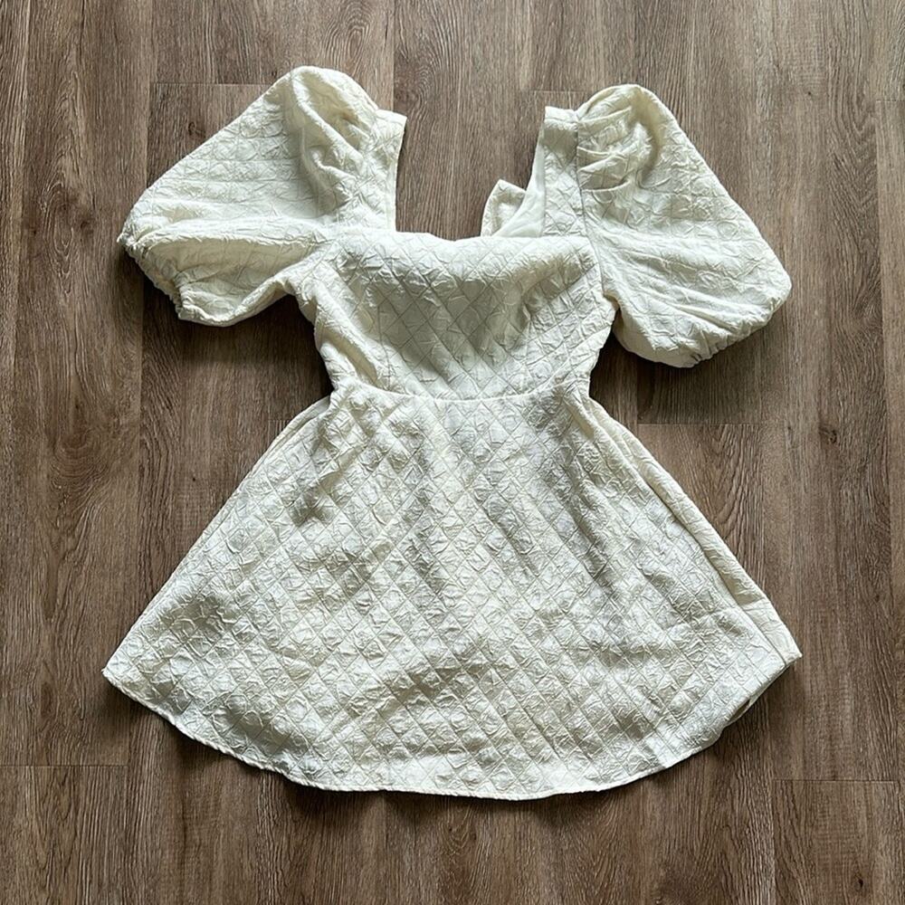 Miou‎ Muse Quilted Puff Sleeve Cream Mini Dress Size Small Square Neck